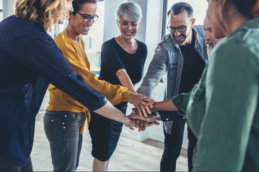 Wellbeing w pracy - co to jest i jakie przynosi korzyści dla pracowników?