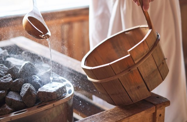 CO DAJE SPORTOWCOM SAUNA?