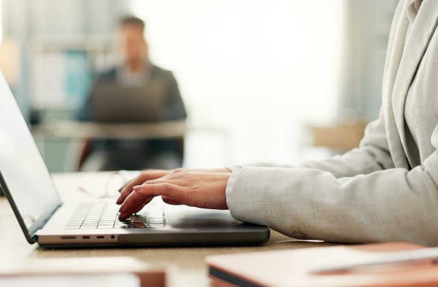 Czym jest i na czym polega outsourcing?