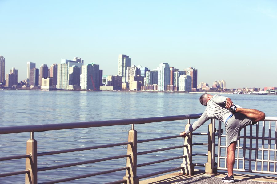 DOBRA ROZGRZEWKA PODSTAWĄ KAŻDEGO TRENINGU! JAK PRZYGOTOWAĆ SIĘ NA WYSIŁEK?