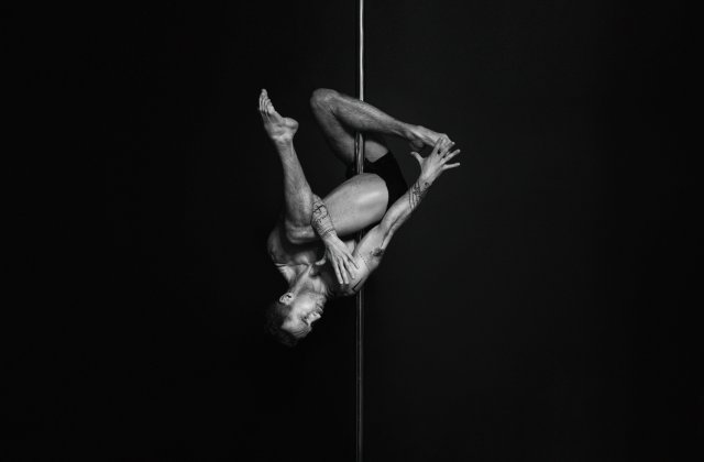 POLE DANCE JEST DLA WSZYSTKICH – RÓWNIEŻ DLA MĘŻCZYZN